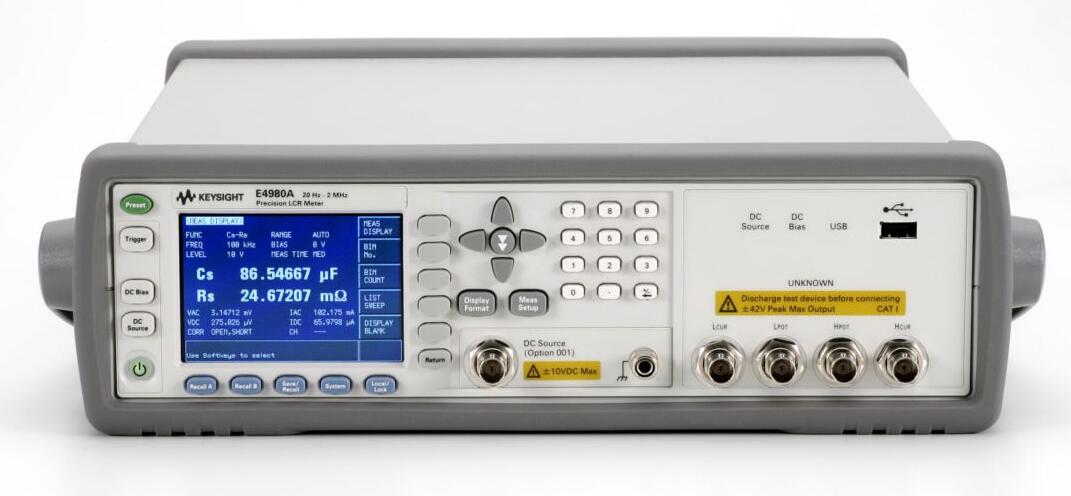 E4980A 精密型 LCR 表，20 Hz 至 2 MHz